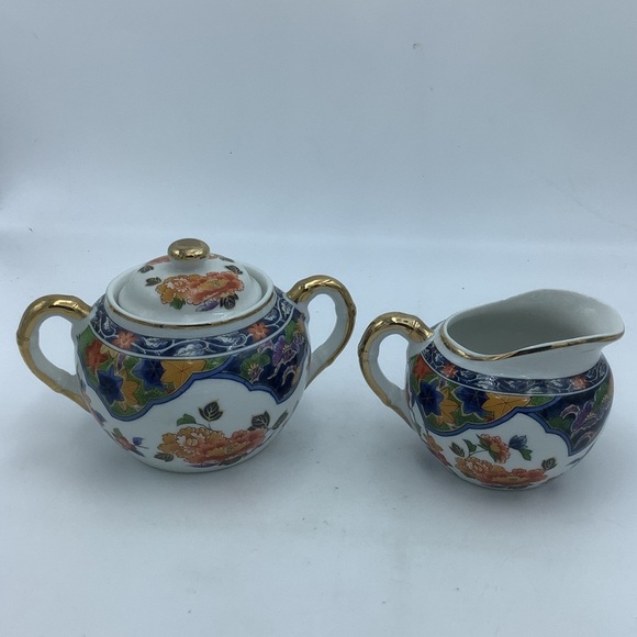 Japanese Asian Floral Creamer and Lidded Sugar - Picture 4 of 10